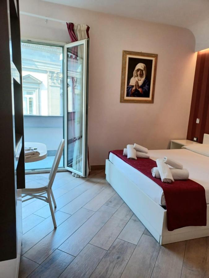 B&B Federico II Napels Buitenkant foto