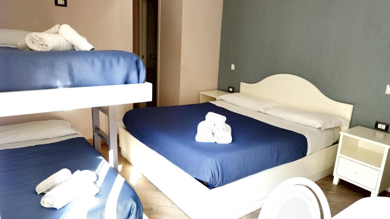 B&B Federico II Napels Buitenkant foto