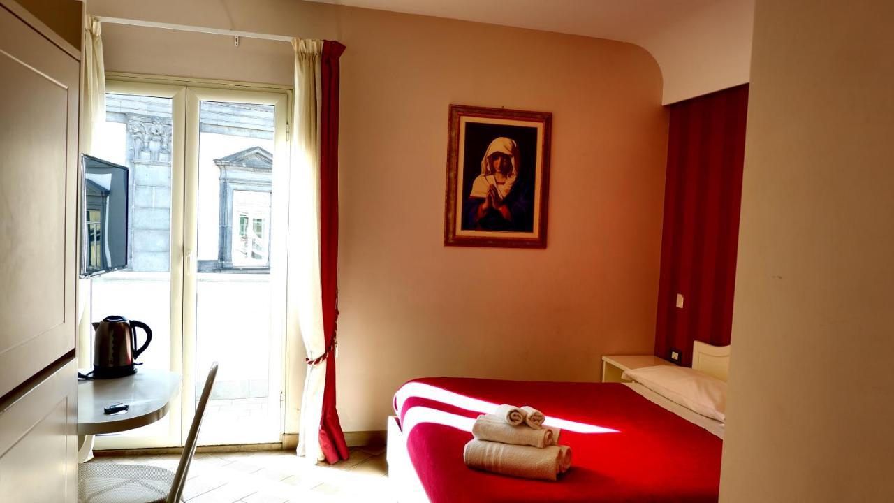 B&B Federico II Napels Buitenkant foto